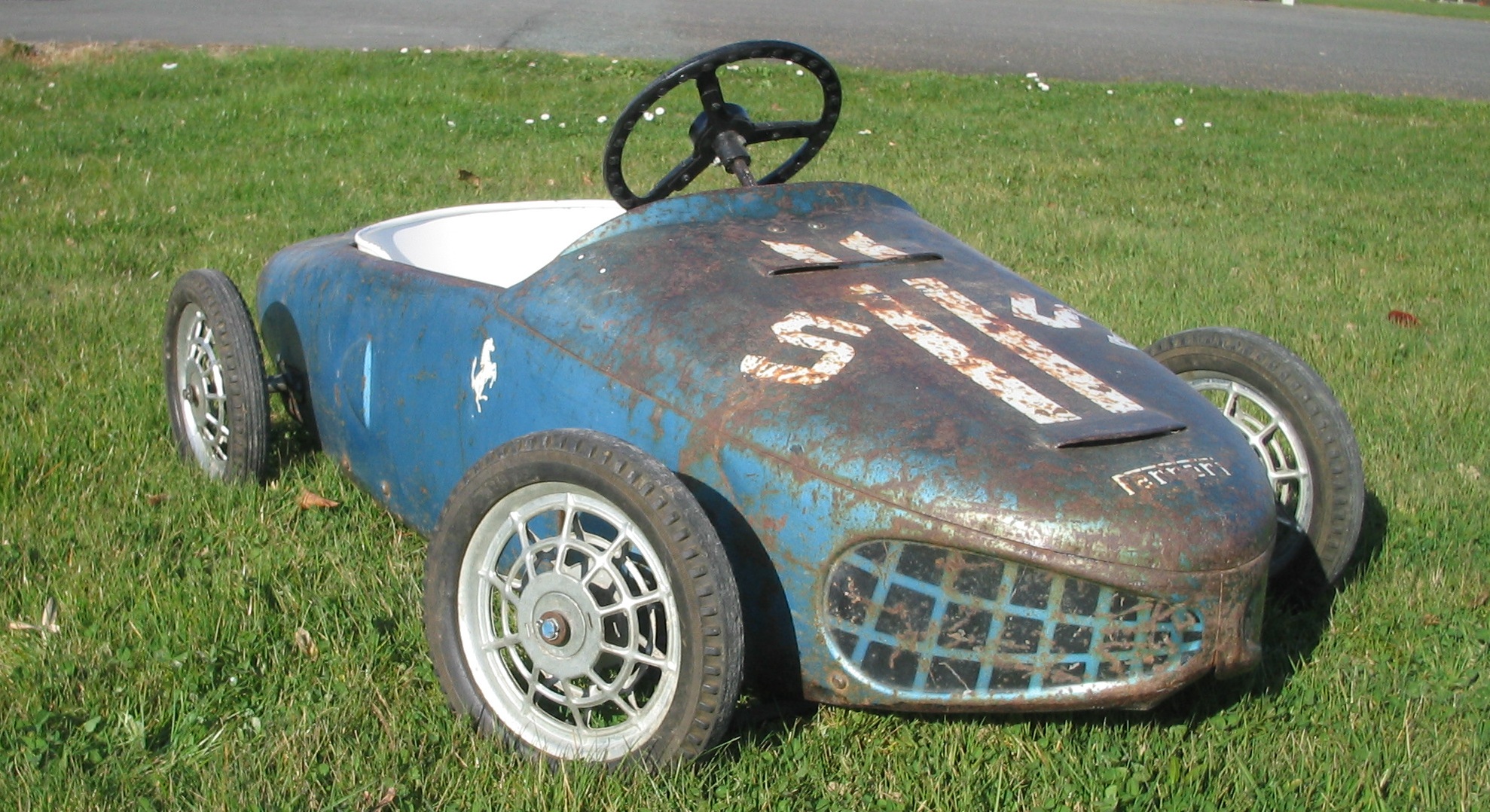 voiture à pedale ferrari